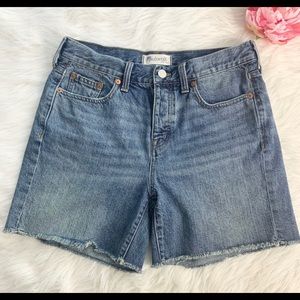 Madewell high waisted shorts, size 26